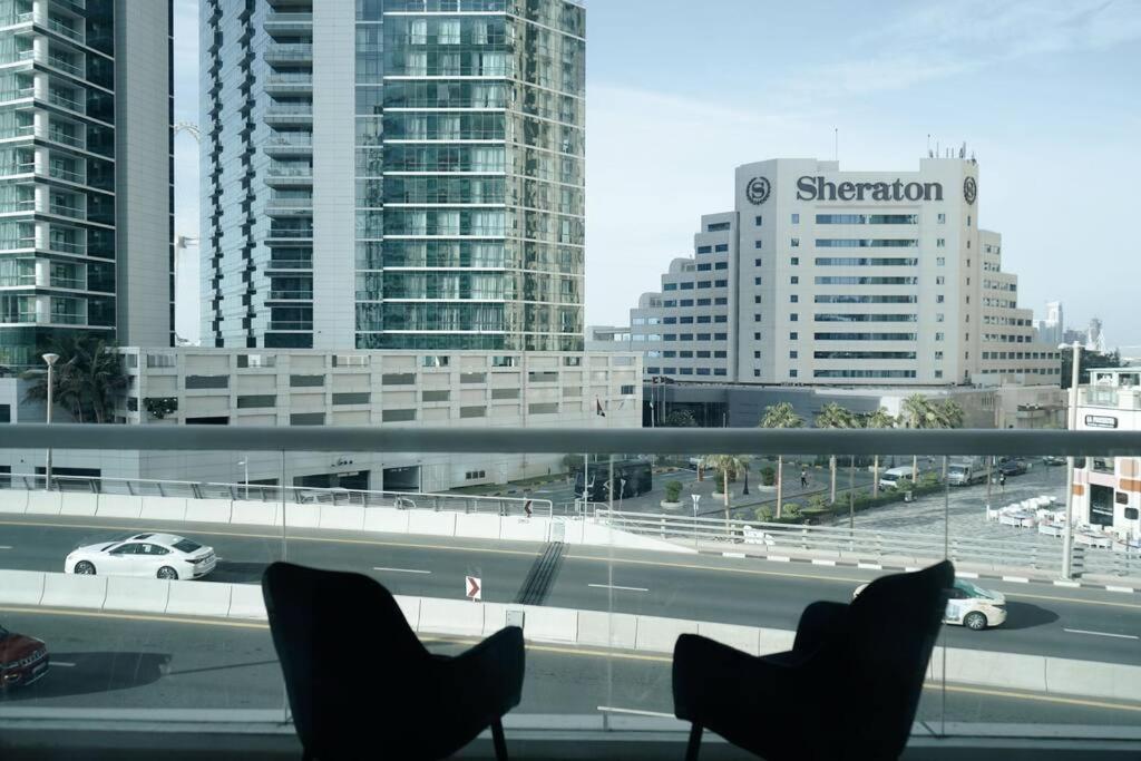 Step Into Serenity - Discover Modern Living In 1Br Apartment With Panoramic Views In Dubai Marina Near Jbr Walk, Beach And Bla Bla Club Esterno foto